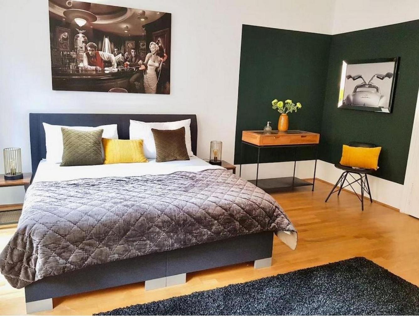 Enchanting Tourist Destinationcheckprofile Apartment *